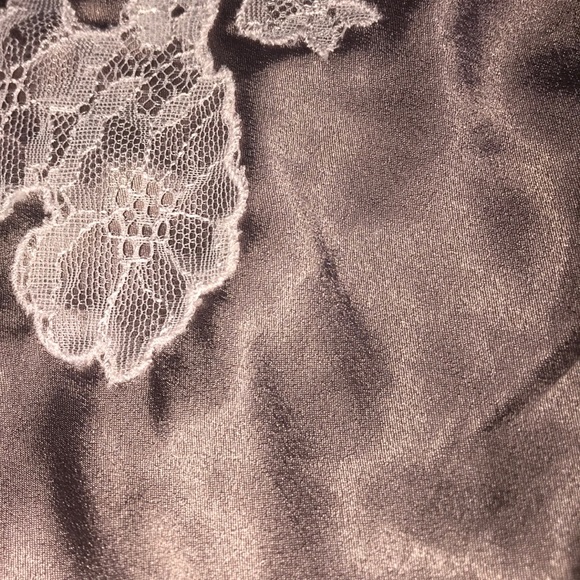 Night gown - Picture 6 of 6